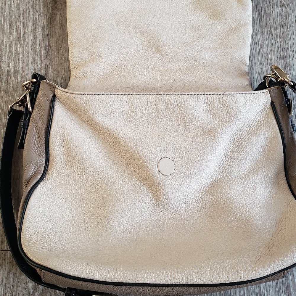 Kate Spade Cobble Hill Crossbody - Picture 4 of 8